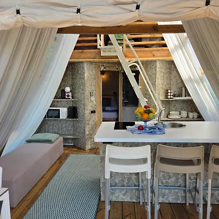 Luxusní stan Glamping Paravia *