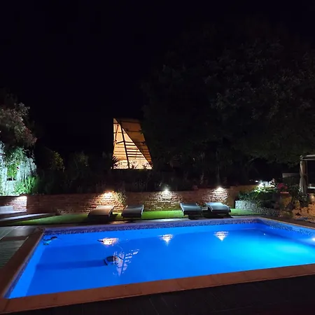 Luxusní stan Glamping Paravia