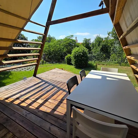 Luxusní stan Glamping Paravia